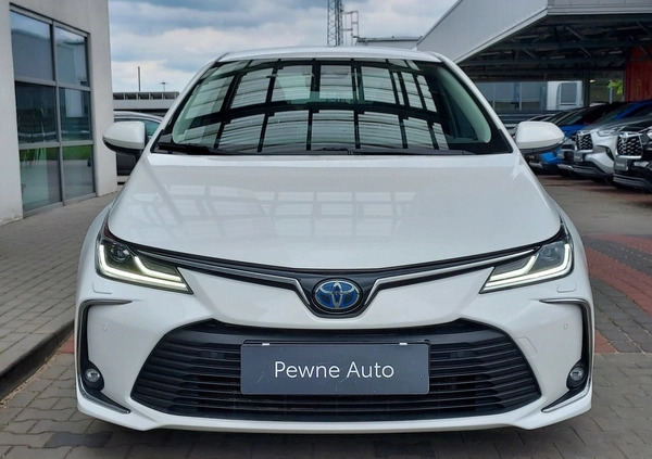 Toyota Corolla cena 93900 przebieg: 106500, rok produkcji 2021 z Piaski małe 277
